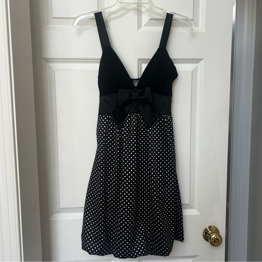 Polka Dot Bubble Hem Mini Dress Black and White Size Medium